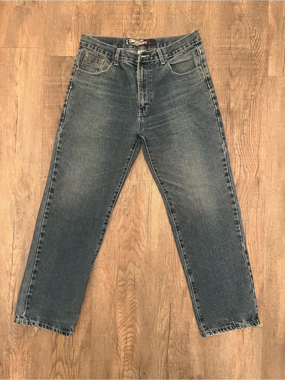 Relaxed Fit Men's Jeans in Washed Blue